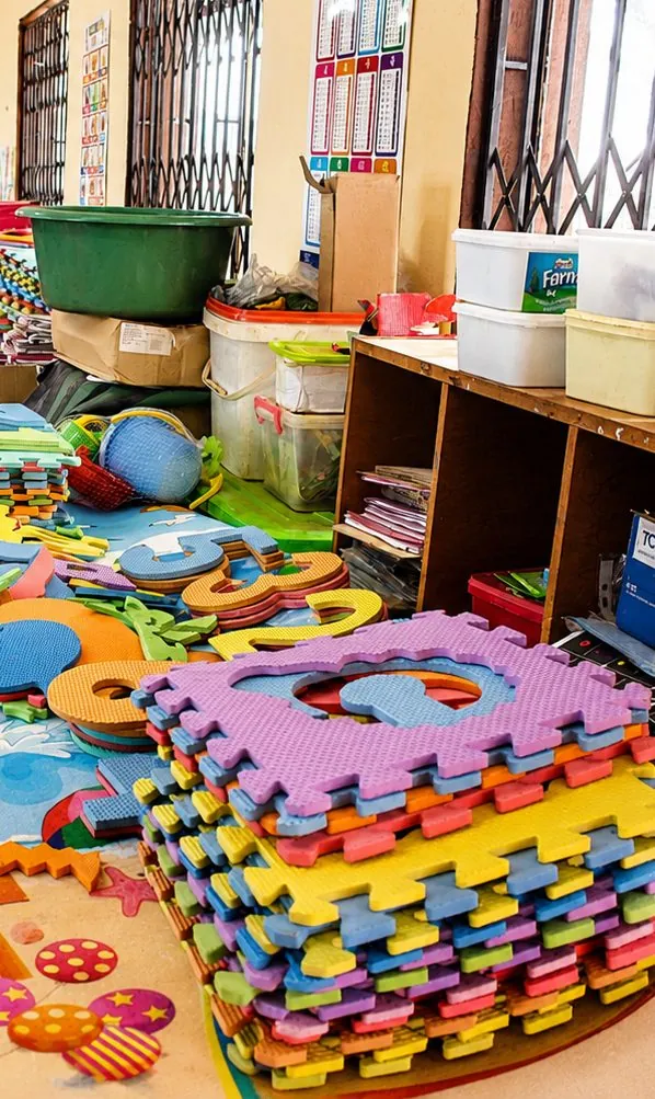 Grade R education material donated by Dikuno